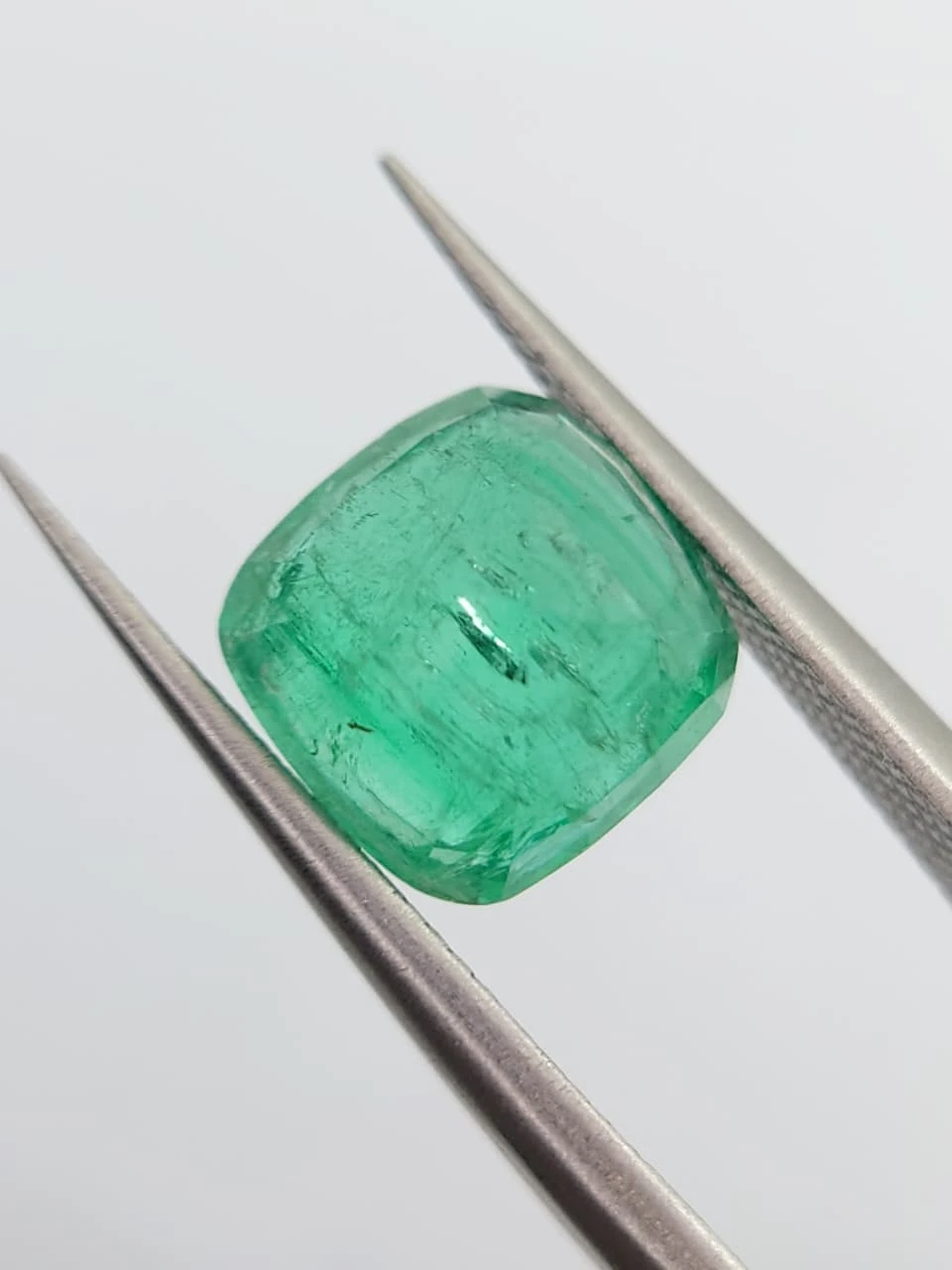 3.5ct Natural Cushion Cut Emerald from Afghanistan — view 1